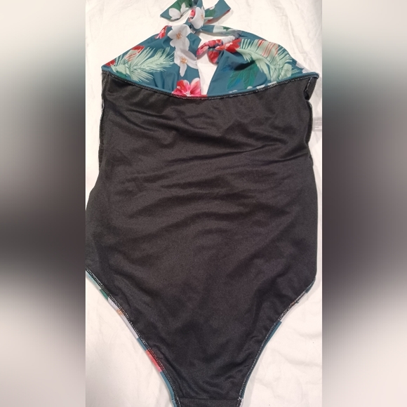 New without tags B2PRITY SWIMSUIT #195 - Picture 10 of 10